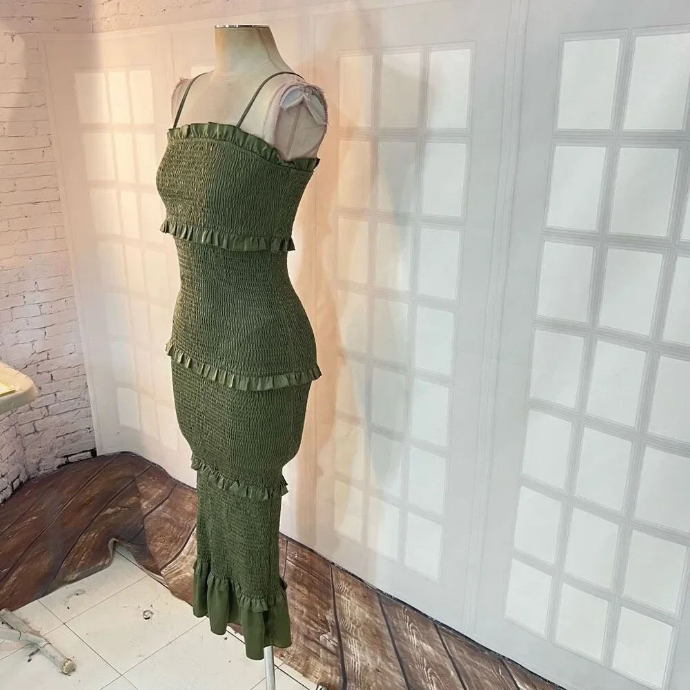 Mable Green Ruffle Smocked Spaghetti Strap Long Tiered Midi Dress Size Small - Picture 3 of 11
